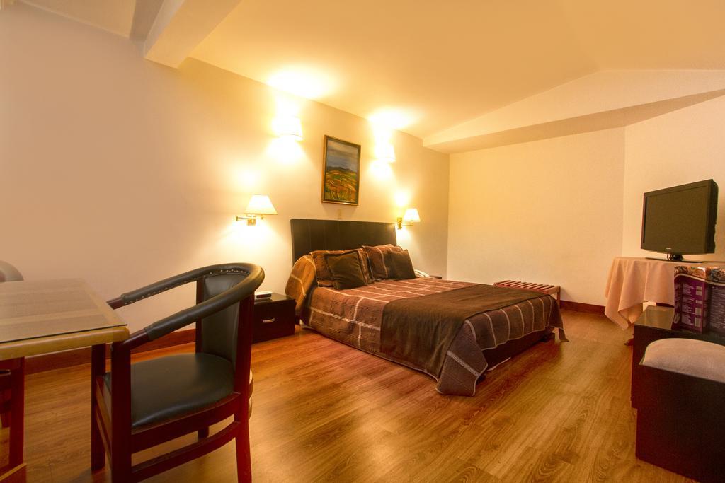 Hotel Galerias Pasto Extérieur photo