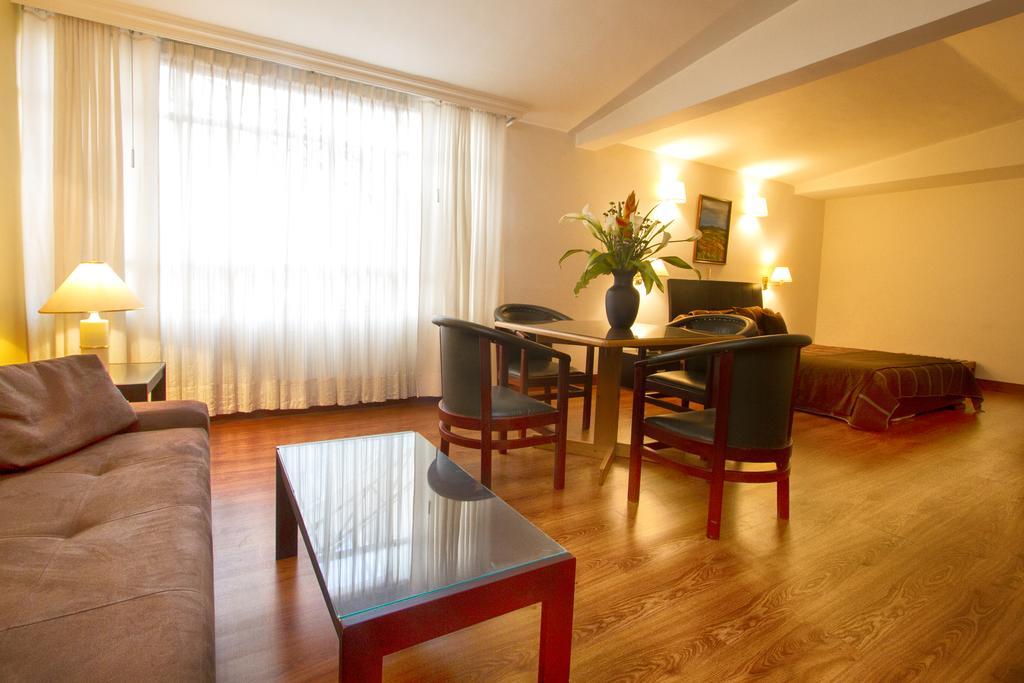 Hotel Galerias Pasto Extérieur photo